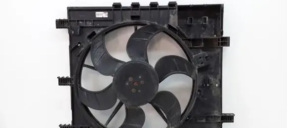 Mercedes-Benz Vito Viano W638 Radiator cooling fan shroud A6385001993