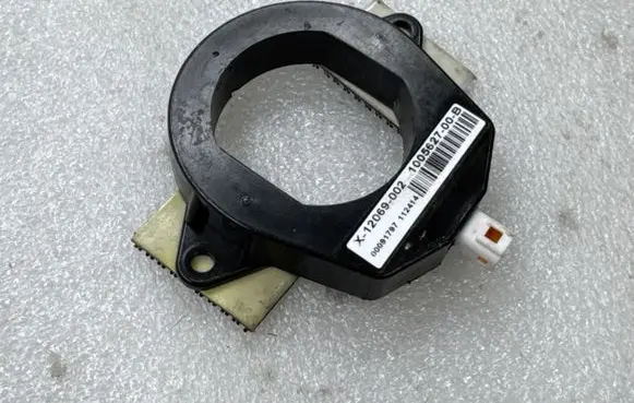 Tesla Model S Keyless system antenna 100562700B