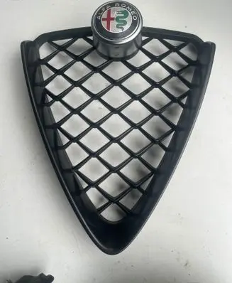 Alfa Romeo Stelvio Front grill