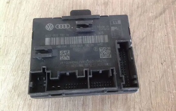 Audi A5 8T 8F Door control unit/module 8X0959792H