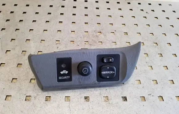 Toyota RAV 4 (XA20) Wing mirror switch 5544642010