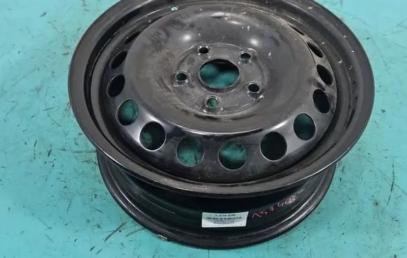 Volkswagen Golf V R15 steel rim IMPRK1574038
