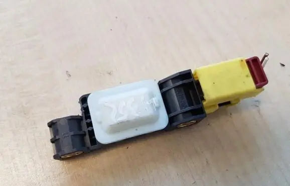 Audi A3 S3 8P Airbag deployment crash/impact sensor 4b0959643d 602437