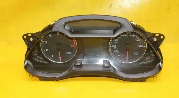 Audi A4 S4 B8 8K Speedometer (instrument cluster) 8K0920980L