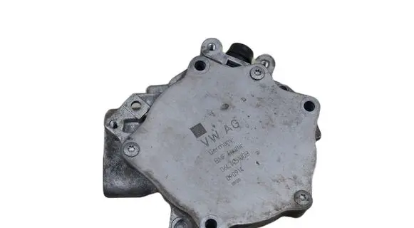 Audi A3 S3 8V Vacuum pump 06L145100B