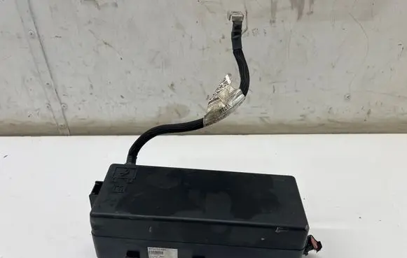 Maserati Ghibli Fuse box set 670030480