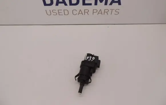 Volvo V50 Brake pedal sensor switch D139