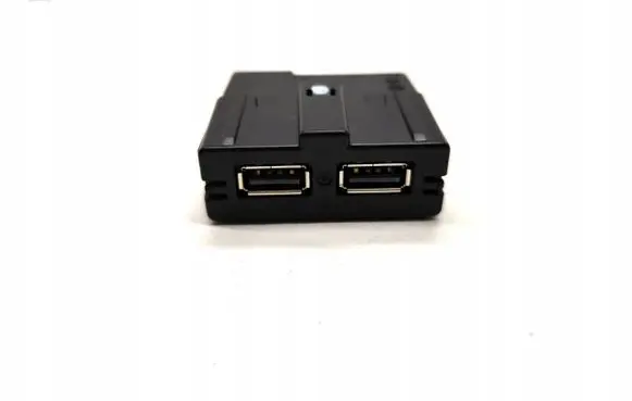 Volkswagen T-Roc USB socket connector 5Q0035726L