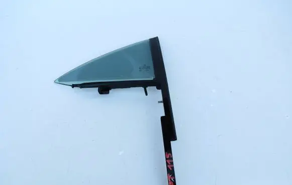 Mercedes-Benz CLS C218 AMG Rear side window 43R001026 E000184