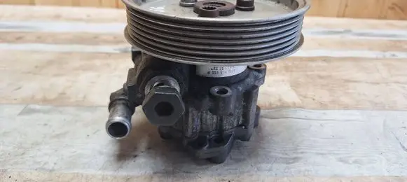 Audi A6 S6 C6 4F Power steering pump 06D145255B
