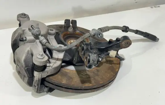 Citroen C4 III e-C4 Front wheel hub
