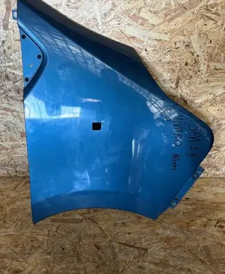 Opel Vivaro Fender