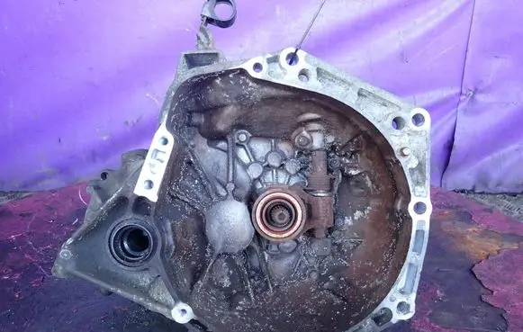 Toyota Aygo AB10 Manual 5 speed gearbox BRAK