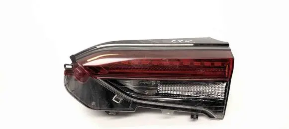 Tailgate rear/tail lights