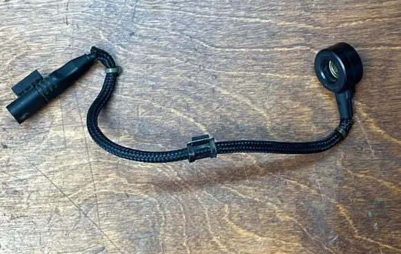 Mercedes-Benz Sprinter W906 Detonation knock sensor A0071531228