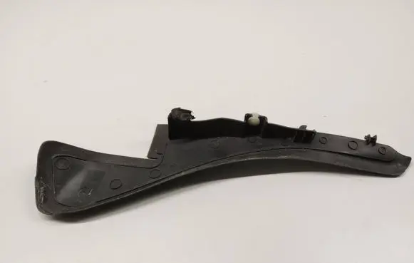 Nissan NV400 Wiper trim 668110012r