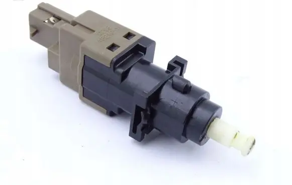 Clutch pedal sensor