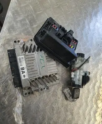 Nissan Qashqai Engine ECU kit and lock set S180033107 23710JD59C 284B7JD00B