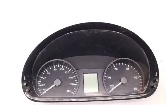 Speedometer (instrument cluster)