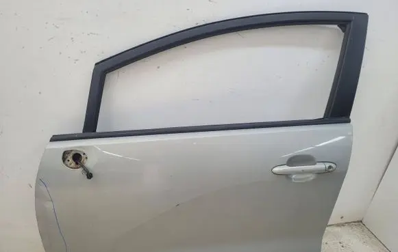 KIA Rio Front door