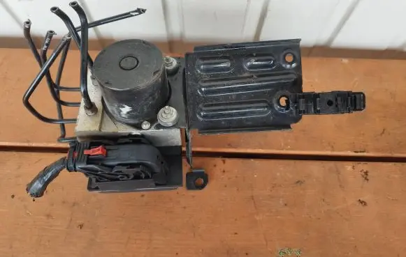 Volkswagen Polo V 6R ABS Pump 6r0907379ak