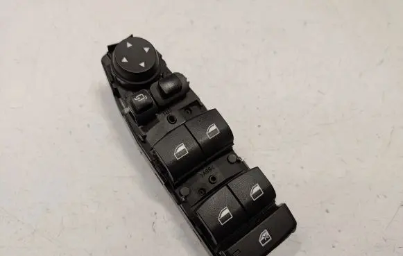 BMW X5 F15 Electric window control switch 9362116 61319362116 61319297349