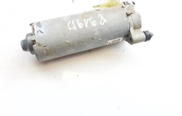 Mercedes-Benz ML W164 Seat adjustment motor 0130002622 1-2156-01