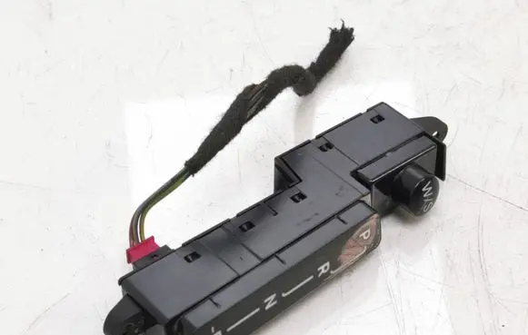 Mercedes-Benz E W211 Gear shift selector indicator A2115420126