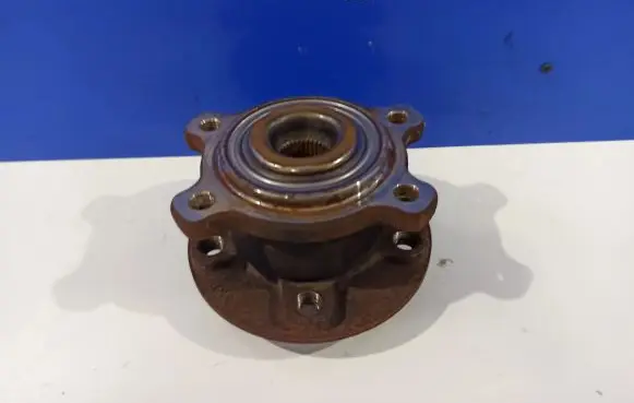 Volvo S60 Rear wheel hub 31360027 31262356