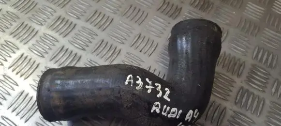 Audi A4 S4 B5 8D Intercooler hose/pipe