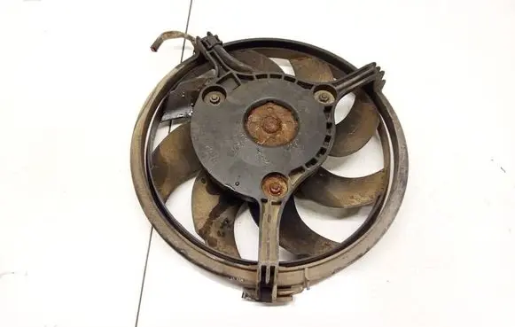 Audi A4 S4 B5 8D Radiator cooling fan shroud 