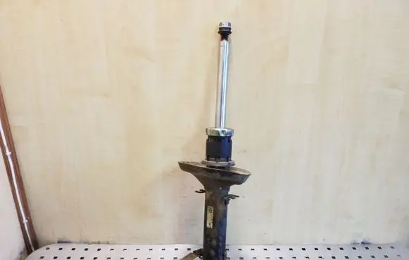 Volkswagen Golf IV Front shock absorber/damper 1J0413031BH