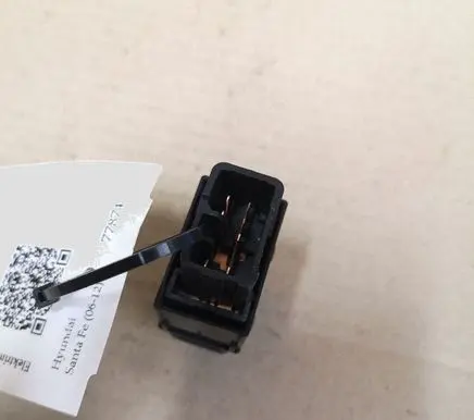 Hyundai Santa Fe Electric window control switch