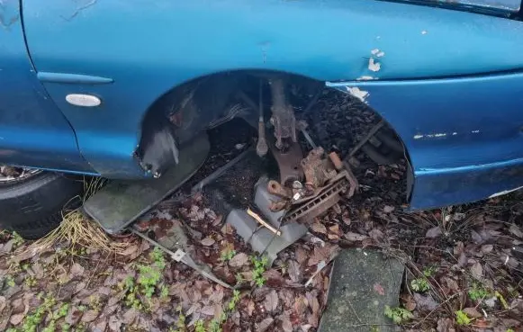 Ford Probe Fender
