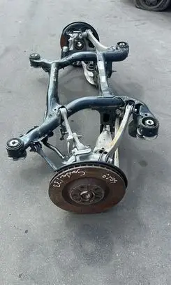 Audi Q7 4M Rear axle beam 4M0500025