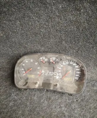 Volkswagen Golf IV Speedometer (instrument cluster) 0263604000