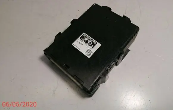 Toyota Prius (XW30) Gearbox control unit/module 8953575010