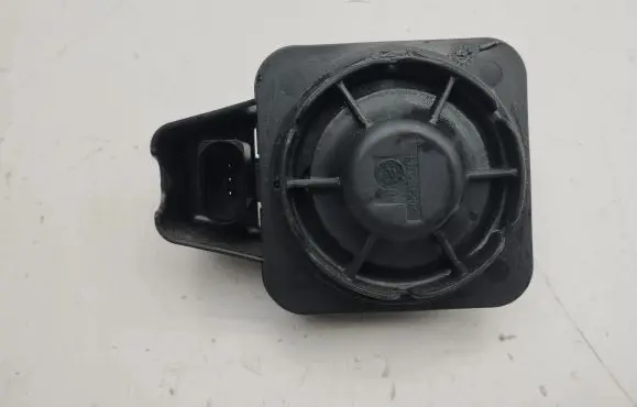 Audi Q3 F3 Alarm system siren 5Q0951605A
