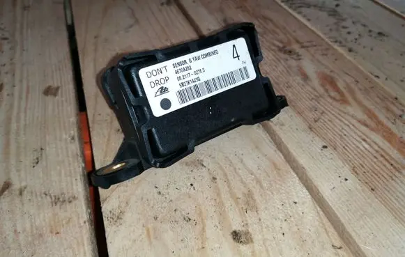 Mitsubishi Outlander ESP acceleration yaw rate sensor 4670A282