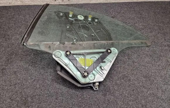 Mercedes-Benz E W238 Vent/Glass mechanism A2056700103