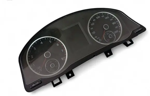 Volkswagen Tiguan Speedometer (instrument cluster) 5N0920883B