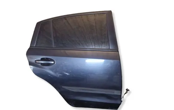 Subaru XV I Rear door 