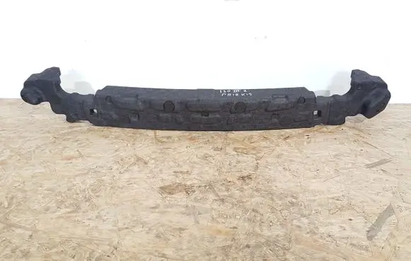 Front bumper foam support bar