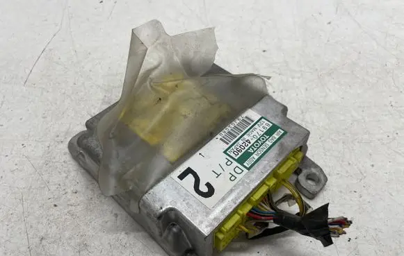Toyota RAV 4 (XA40) Airbag control unit/module 8917042090