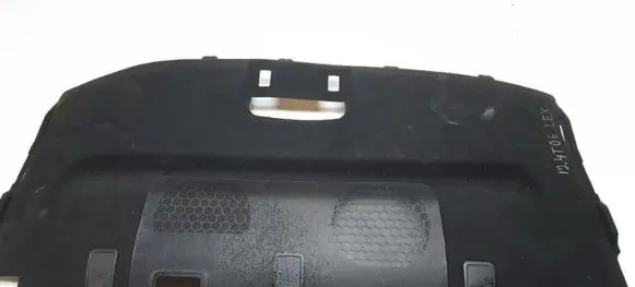 Parcel shelf