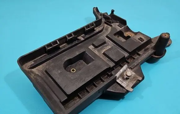Volkswagen Sharan Oil filter mounting bracket 7N0915333 IMPRK1510613