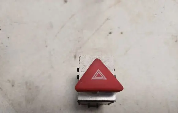 Volkswagen PASSAT B6 Hazard light switch 3C0953509