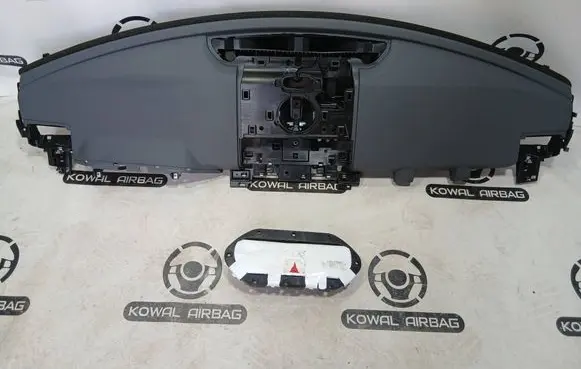 Land Rover Defender Airbag set with panel LR146741 L8B2044A74BB