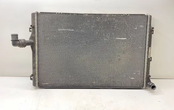 Skoda Octavia Mk2 (1Z) Coolant radiator 1K0121251DD