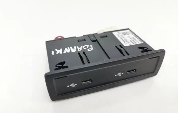 Mercedes-Benz EQC USB socket connector A2478204002 0054967